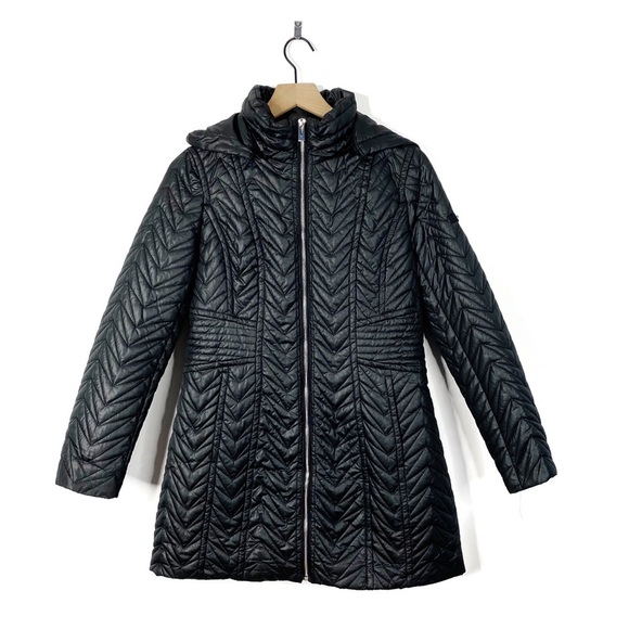 Via Spiga Jackets & Blazers - Via Spiga Zig Zag Black Quilted Zip Up Jacket Coat